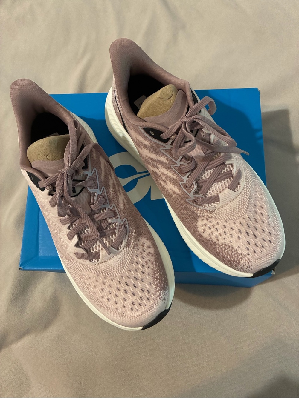 Hoka One One Women's Running Shoes - Mauve Pink and White, size 8.5